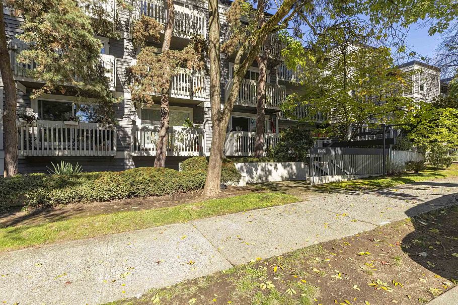 216 1545 E 2nd Avenue Vancouver, BC - 30