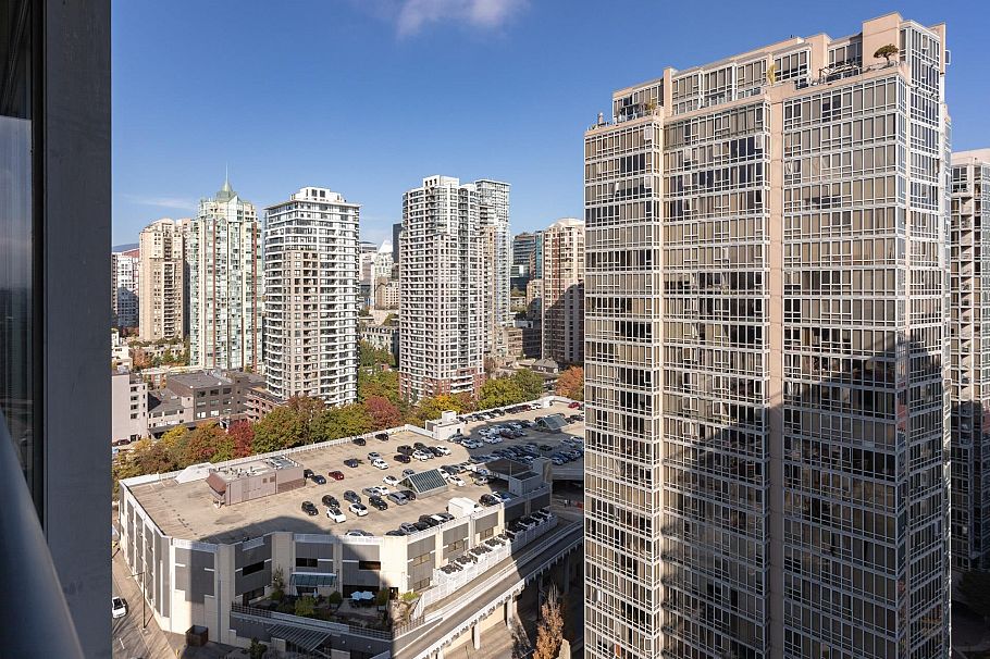 2603 1008 Cambie Street Vancouver, BC - 27