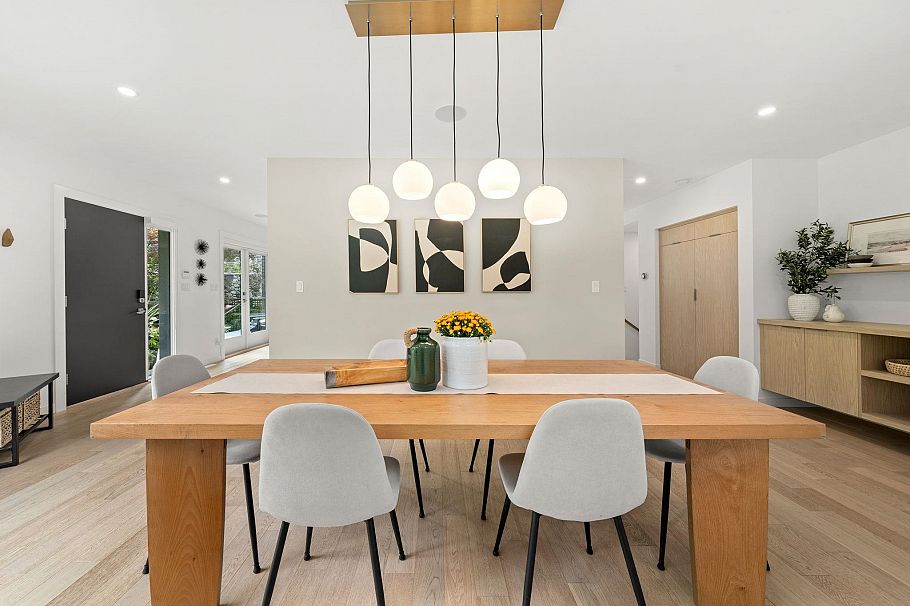 2025 Mackay Avenue North Vancouver, BC - 12