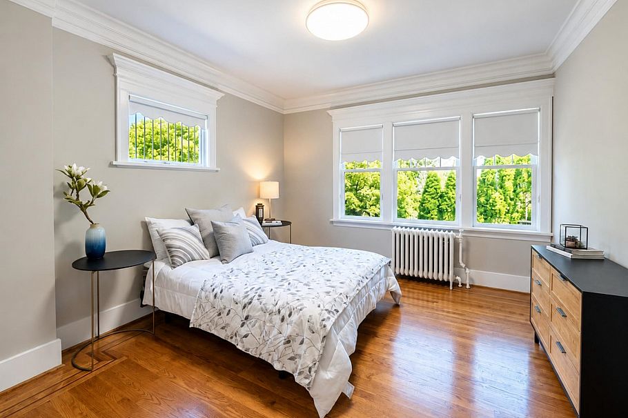 1564 W 26th Avenue Vancouver, BC - 14