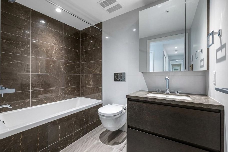 205 1561 W 57th Avenue Vancouver, BC - 17