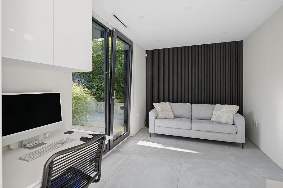 4188 Puget Drive Vancouver, BC - 26