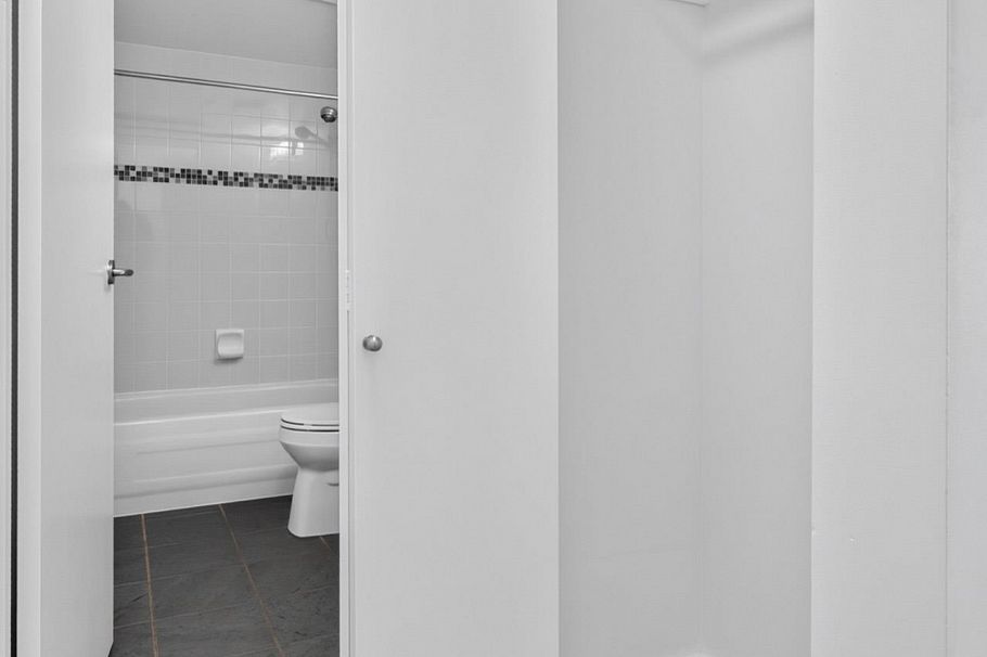 2603 1008 Cambie Street Vancouver, BC - 24