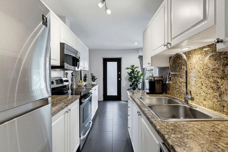 202 1050 Nicola Street Vancouver, BC - 13