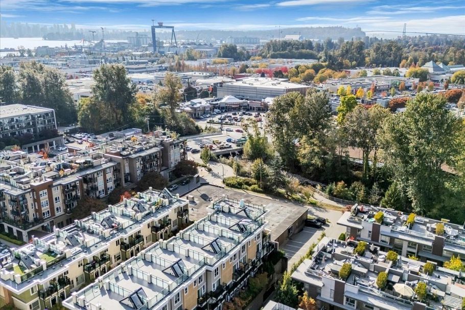 64 728 W 14th Street North Vancouver, BC - 29