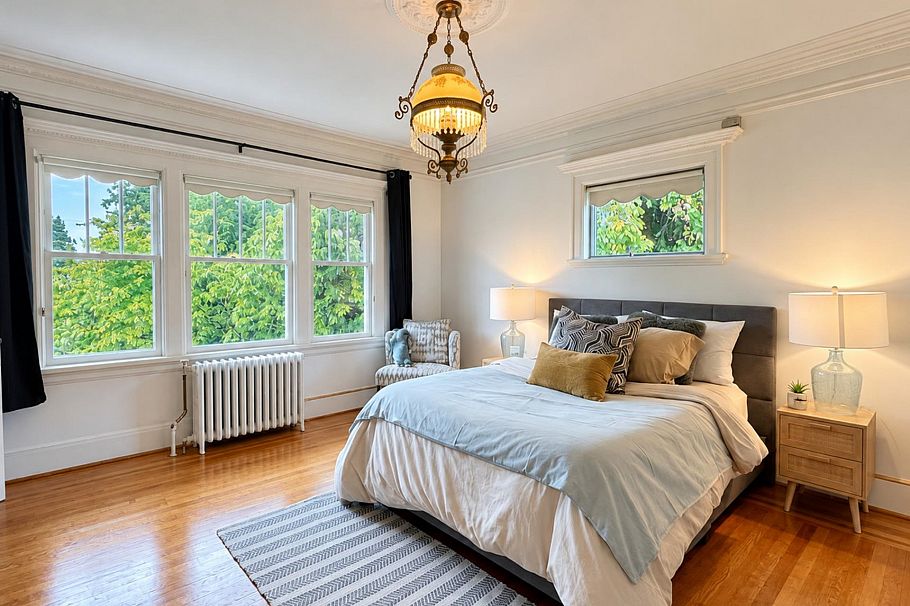 1564 W 26th Avenue Vancouver, BC - 10