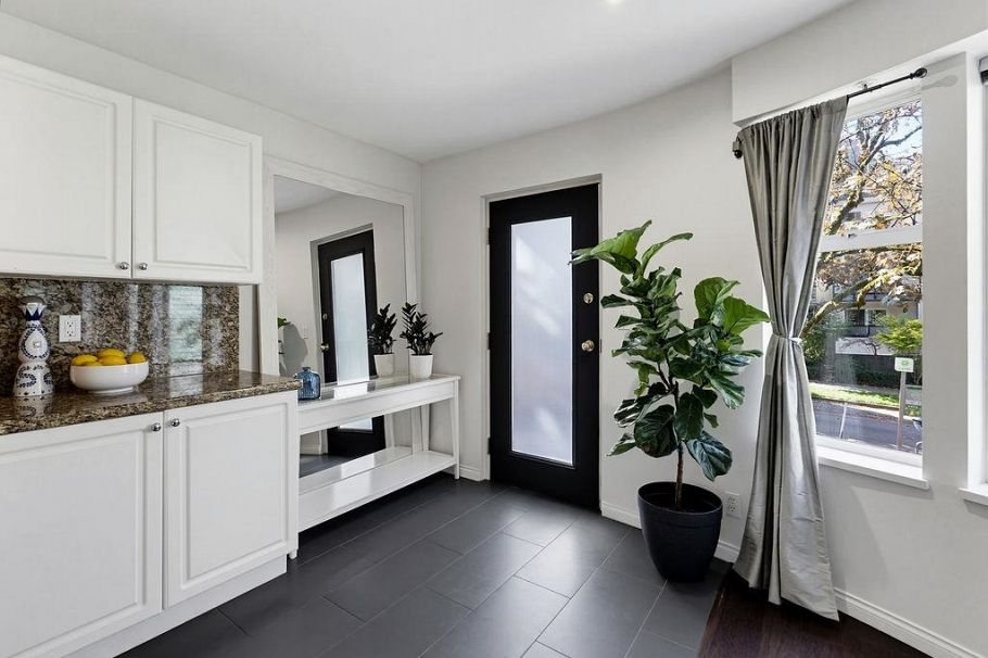 202 1050 Nicola Street Vancouver, BC - 12