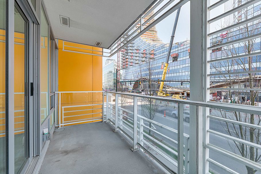 202 655 W 41st Avenue Vancouver, BC - 12