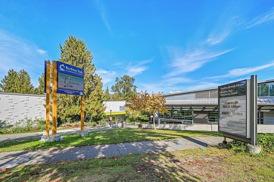 2410 E 19th Avenue Vancouver, BC - 39