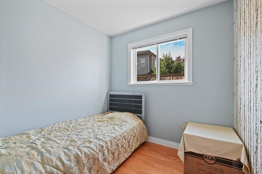 2410 E 19th Avenue Vancouver, BC - 15