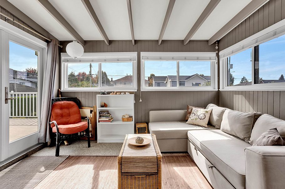 2412 E 40th Avenue Vancouver, BC - 11