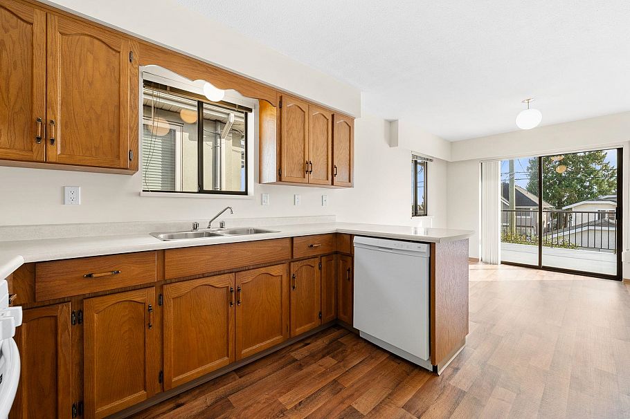 768 W. 66th Avenue Vancouver, BC - 12