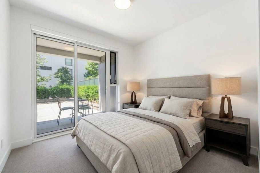 205 1561 W 57th Avenue Vancouver, BC - 19