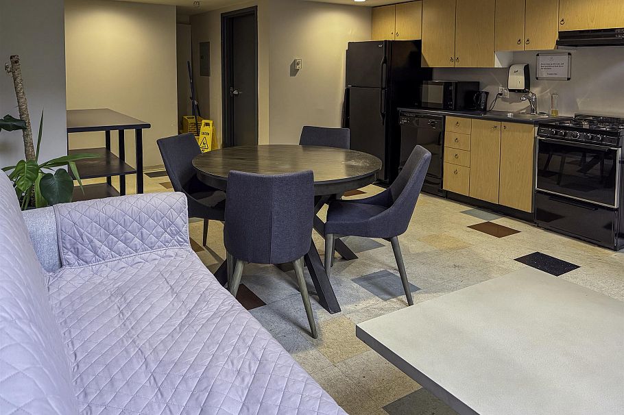 912 933 Seymour Street Vancouver, BC - 32