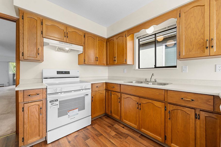 768 W. 66th Avenue Vancouver, BC - 14