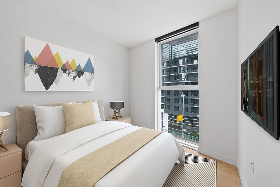 684 87 Nelson Street Vancouver, BC - 10