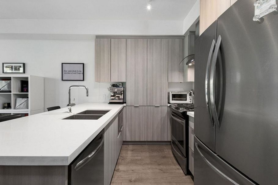 316 3602 Aldercrest Drive North Vancouver, BC - 9