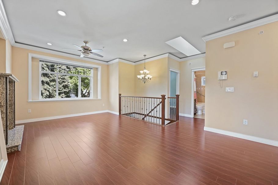 2410 E 19th Avenue Vancouver, BC - 6