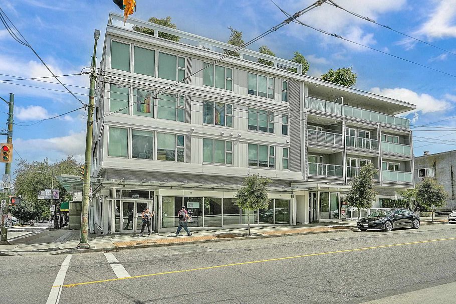 210 2508 Fraser Street Vancouver, BC - 23