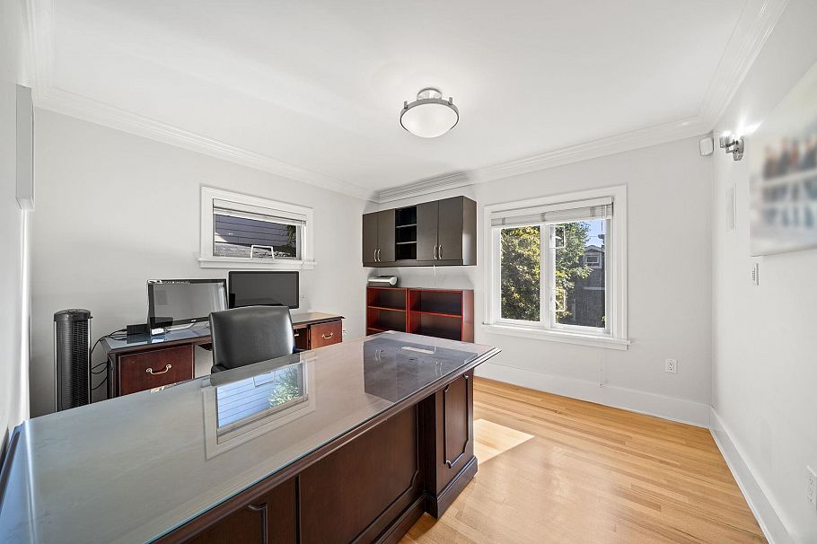 2896 W 38th Avenue Vancouver, BC - 8