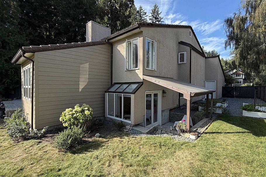2207 Tanager Place North Vancouver, BC - 35