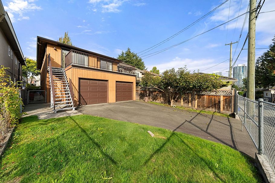 768 W. 66th Avenue Vancouver, BC - 39