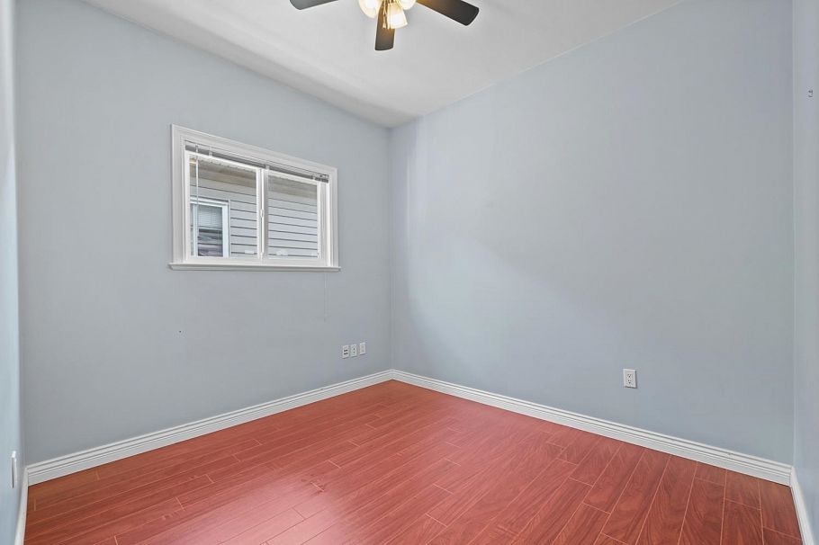 2410 E 19th Avenue Vancouver, BC - 25