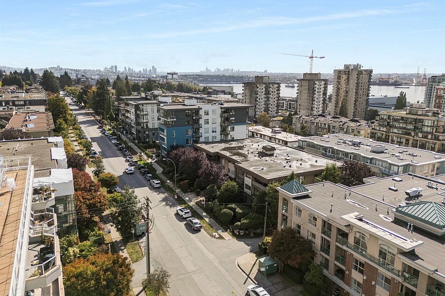 204 127 E 4th Street North Vancouver, BC - 23