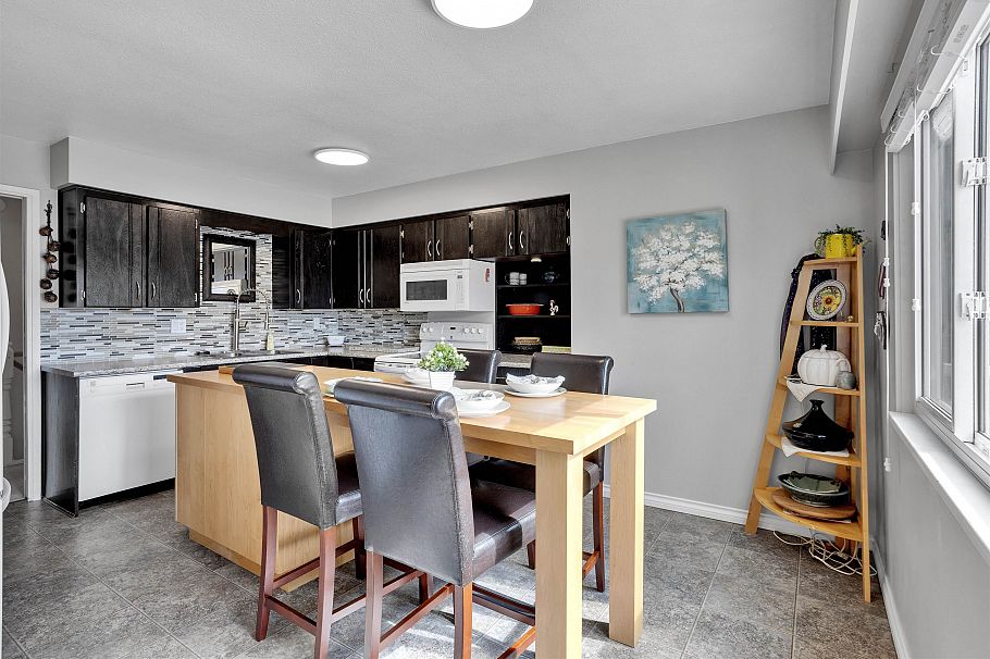 2412 E 40th Avenue Vancouver, BC - 13
