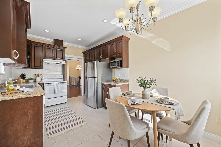 2410 E 19th Avenue Vancouver, BC - 10