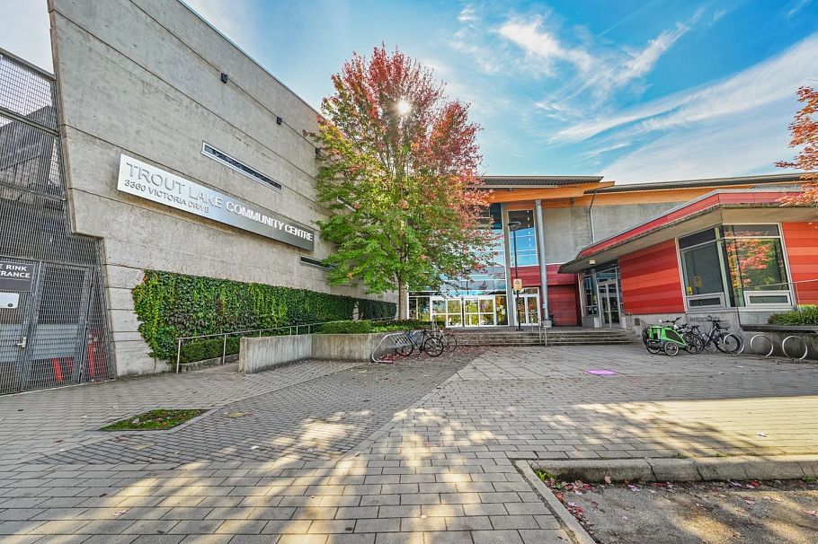 2410 E 19th Avenue Vancouver, BC - 38