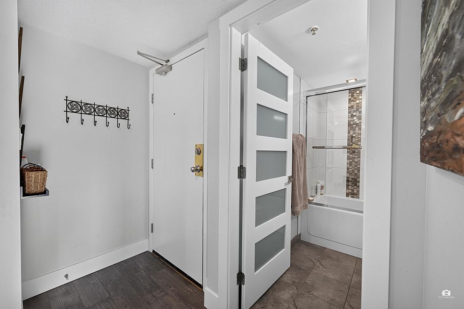 1106 1188 Howe Street Vancouver, BC - 17