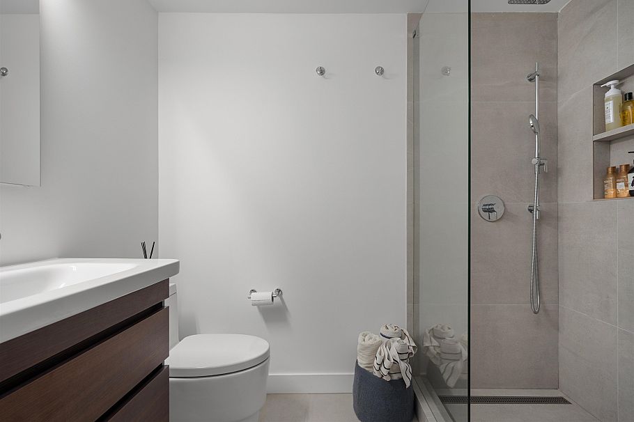 302 650 Moberly Road Vancouver, BC - 19