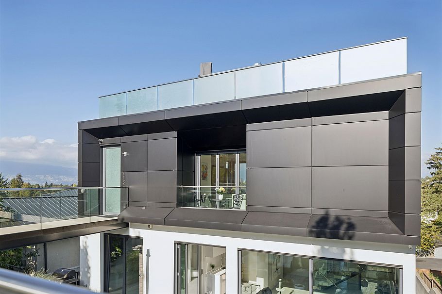 4188 Puget Drive Vancouver, BC - 3