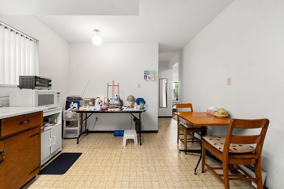 768 W. 66th Avenue Vancouver, BC - 34