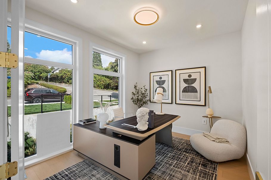 971 Adderley Street North Vancouver, BC - 15