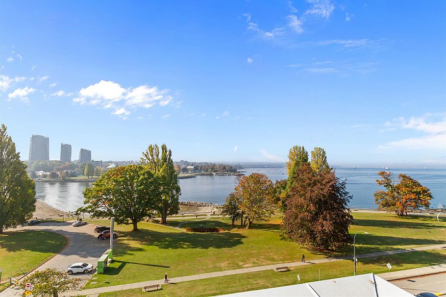 PH 1403 Beach Avenue Vancouver, BC - 22