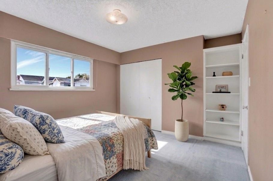 2412 E 40th Avenue Vancouver, BC - 18