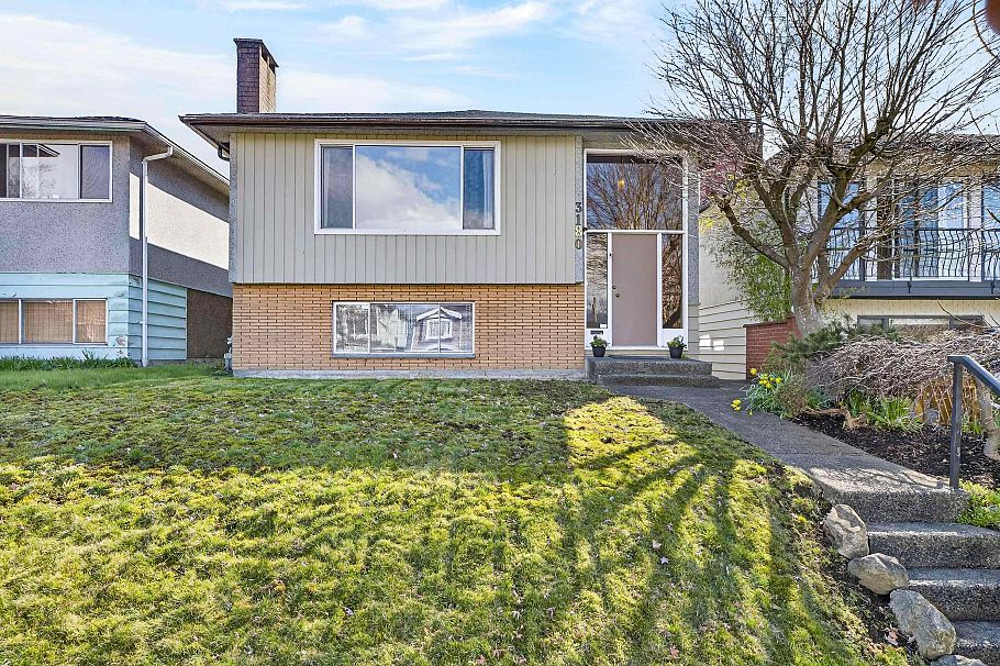 3180 E 3rd Avenue Vancouver, BC - 1