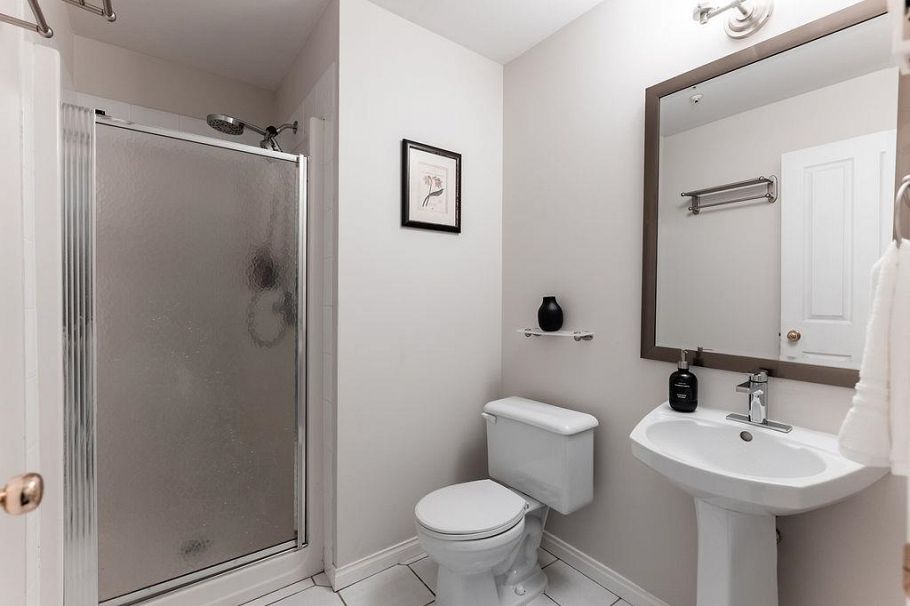 202 1050 Nicola Street Vancouver, BC - 22