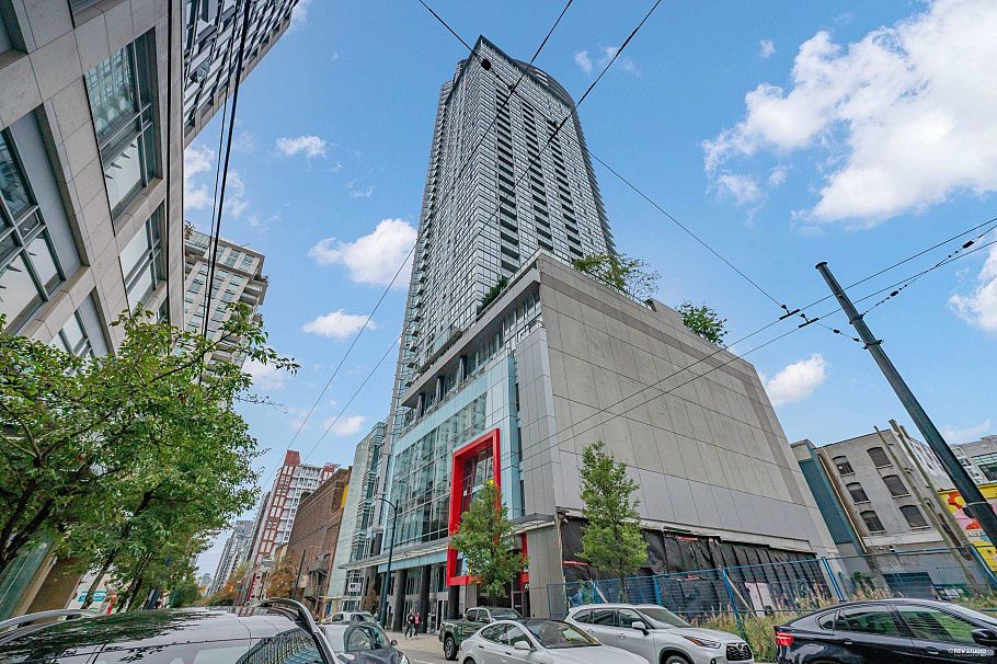 3505 833 Seymour Street Vancouver, BC - 1