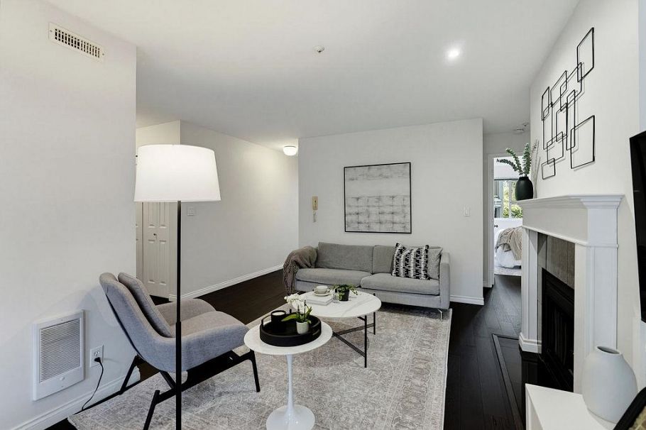 202 1050 Nicola Street Vancouver, BC - 4