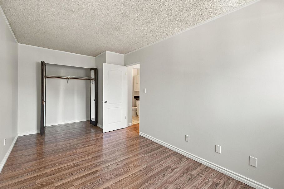 64 3433 E 49th Avenue Vancouver, BC - 21