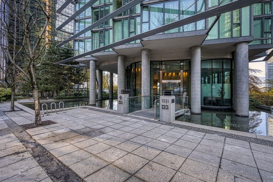 2908 1331 W Georgia Street Vancouver, BC - 2
