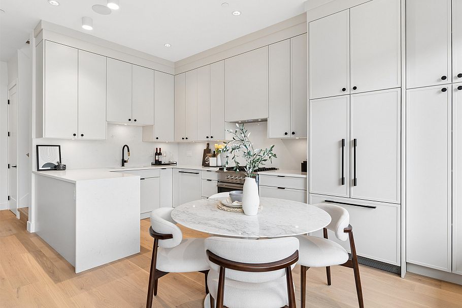 2 1986 E 8th Avenue Vancouver, BC - 5