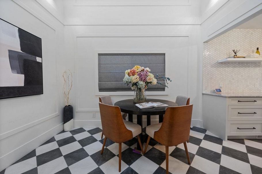 3264 W 38th Avenue Vancouver, BC - 5