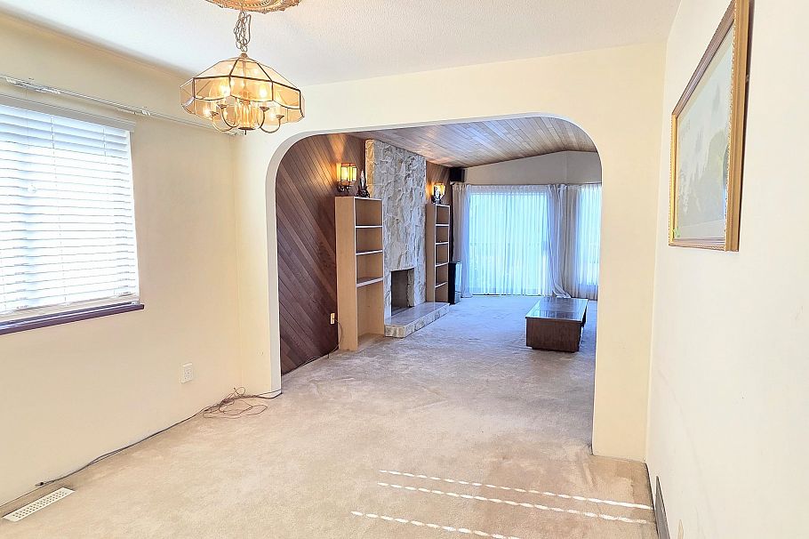 2986 E 3rd Avenue Vancouver, BC - 5