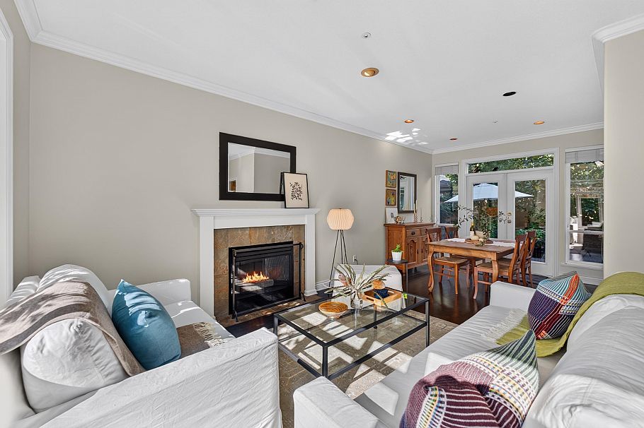 135 E 43rd Avenue Vancouver, BC - 10