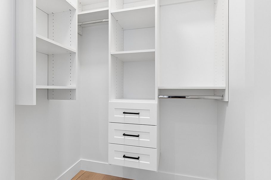 1 1986 E 8th Avenue Vancouver, BC - 19