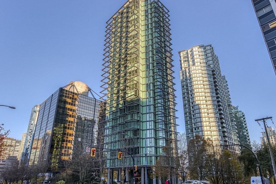 2908 1331 W Georgia Street Vancouver, BC - 1